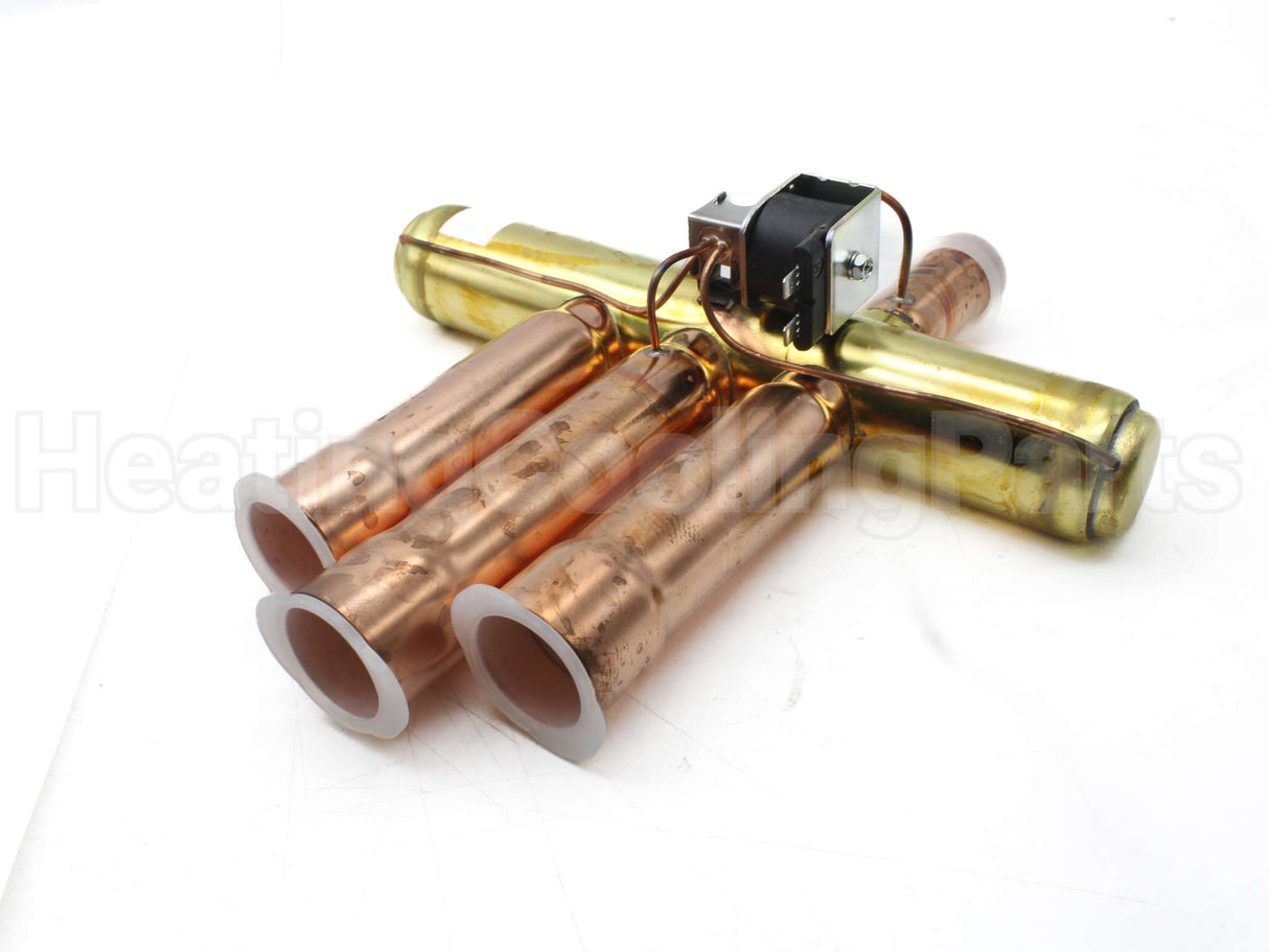 0151R00201 Amana-Goodman Reversing Valve W/Coil