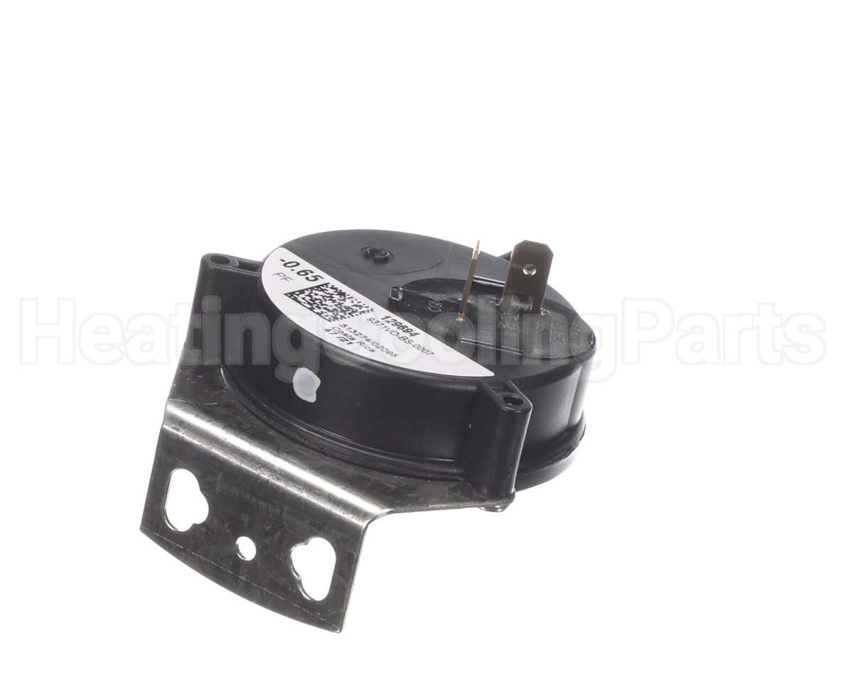 S1-024-35311-000 York -0.65"Wc Spst Pressure Switch