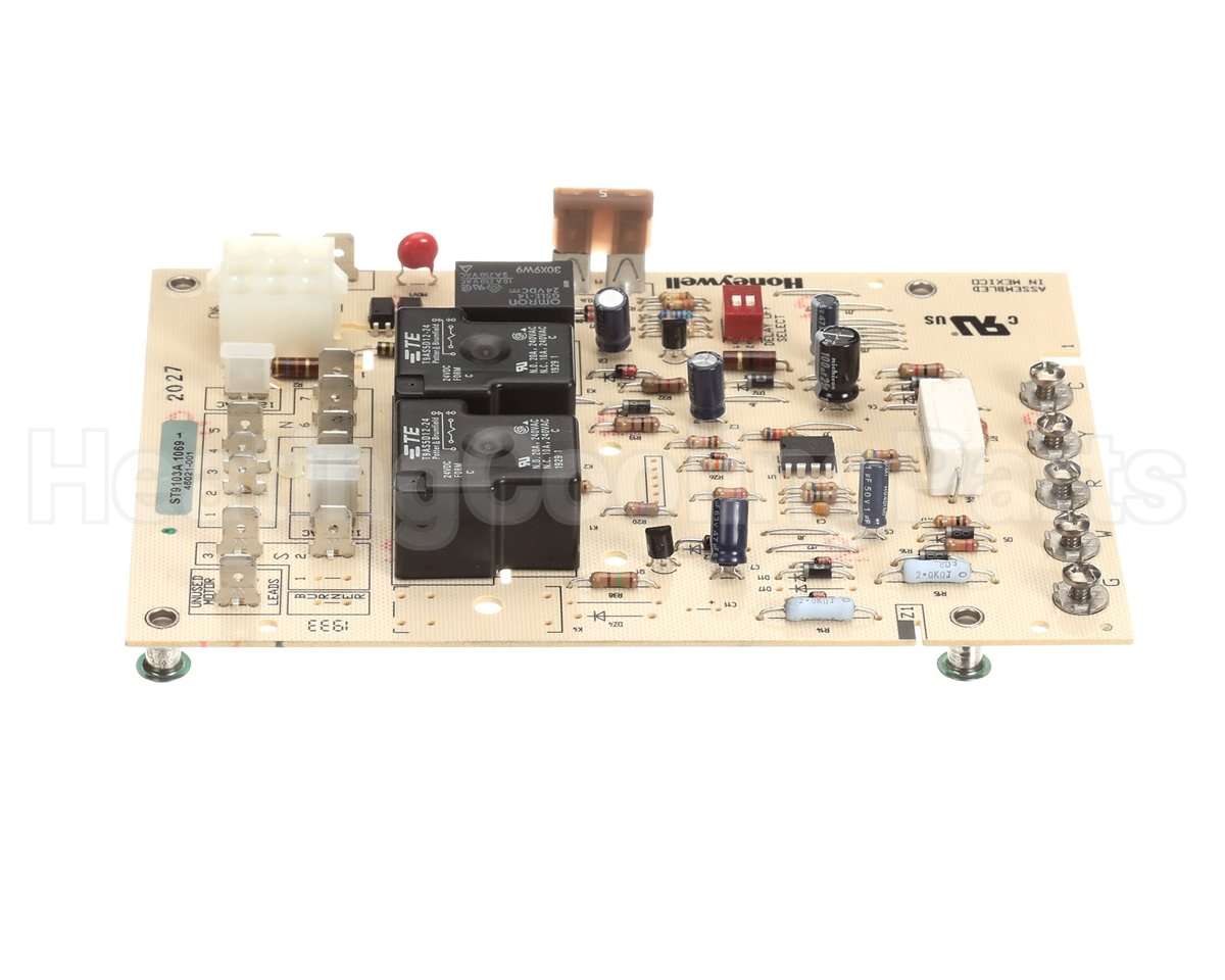 S1-026-33046-700 York Control Board W/ Fan Timer